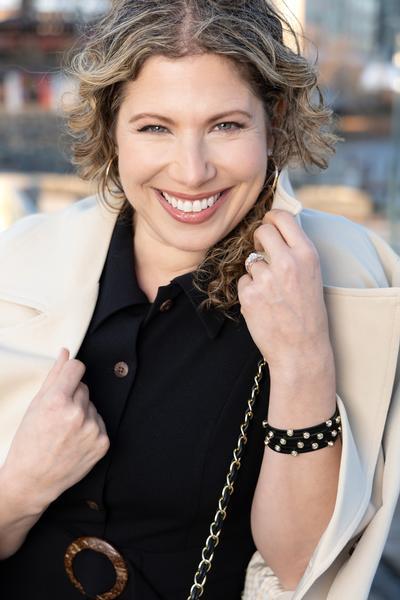 julie rieページ Heyman Talent Artists Agency - Search Talent